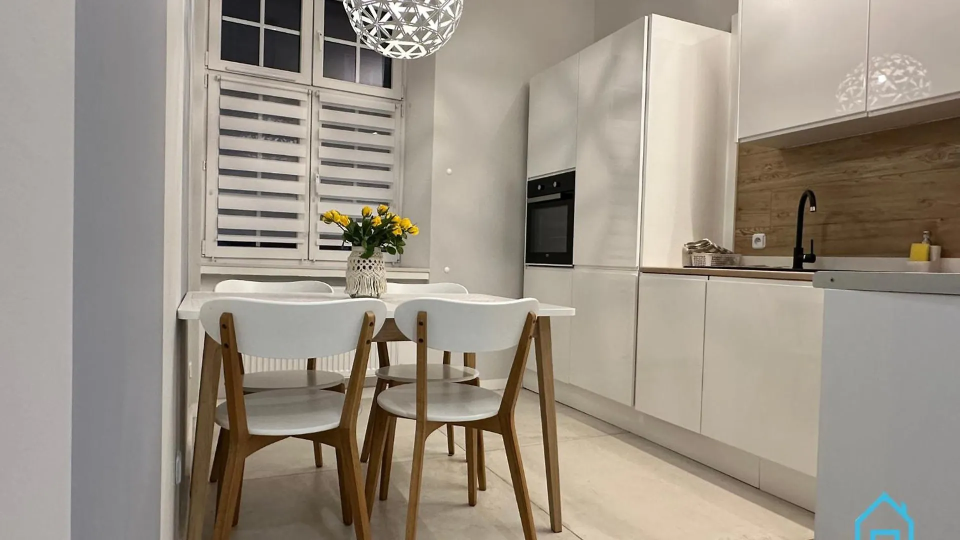 Anchor Apartment Your Docking Point In The Heart Of Gdansk